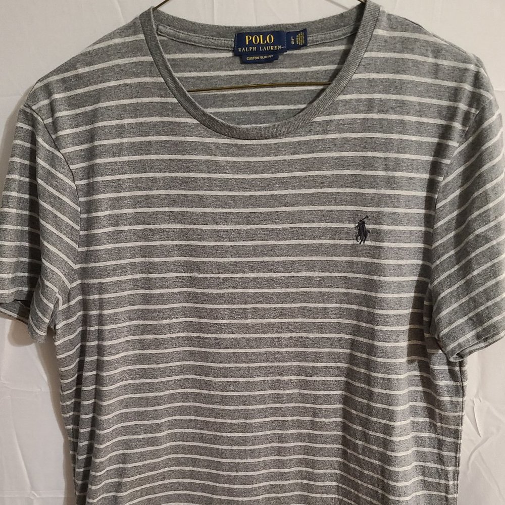 Polo Ralph Lauren Men's Grey & White Striped T-Shirt | Large